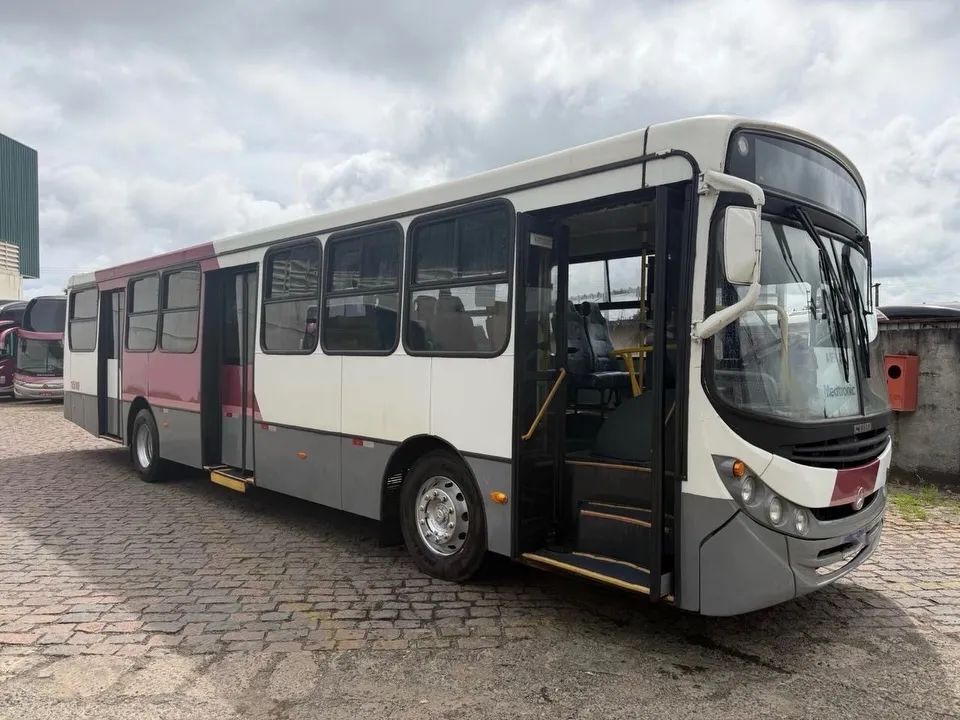 ÔNIBUS URBANO 