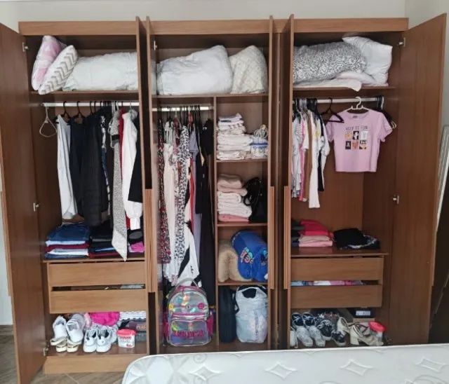 Guarda roupa casal 6 portas