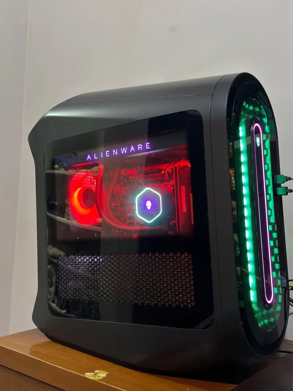 PC GAMER Alienware Aurora R15! semi novo 