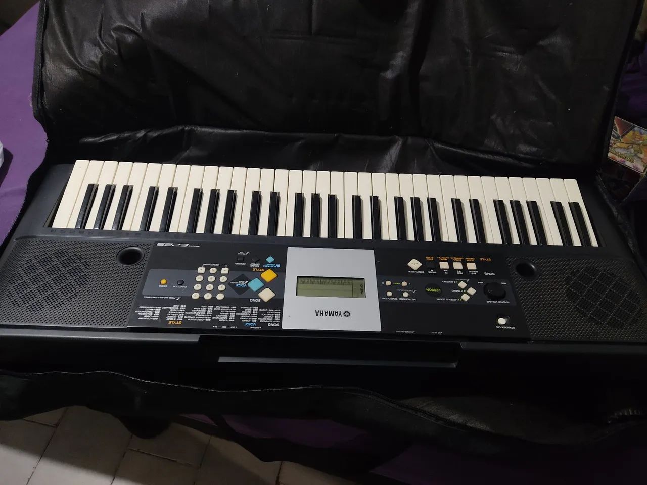 Teclado Yamaha PSR- E223 - Foto 3