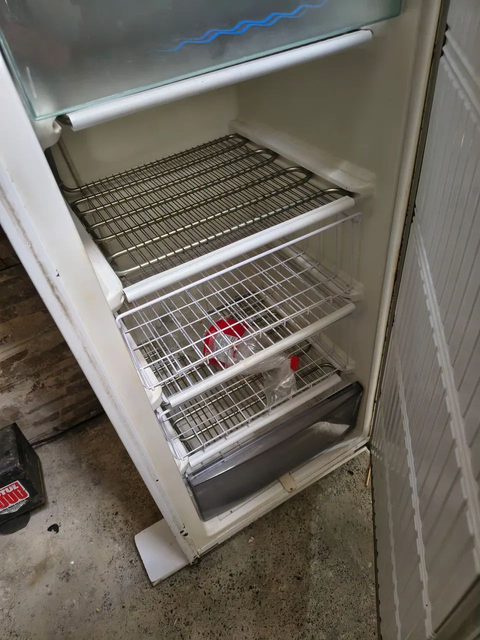 Freezer Electrolux 127 volts vertical  - Foto 5
