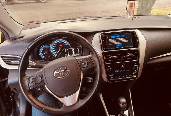 Toyota Yaris XS Connect Sedan 1.5 Flex 16V AUT 2022 - Foto 8