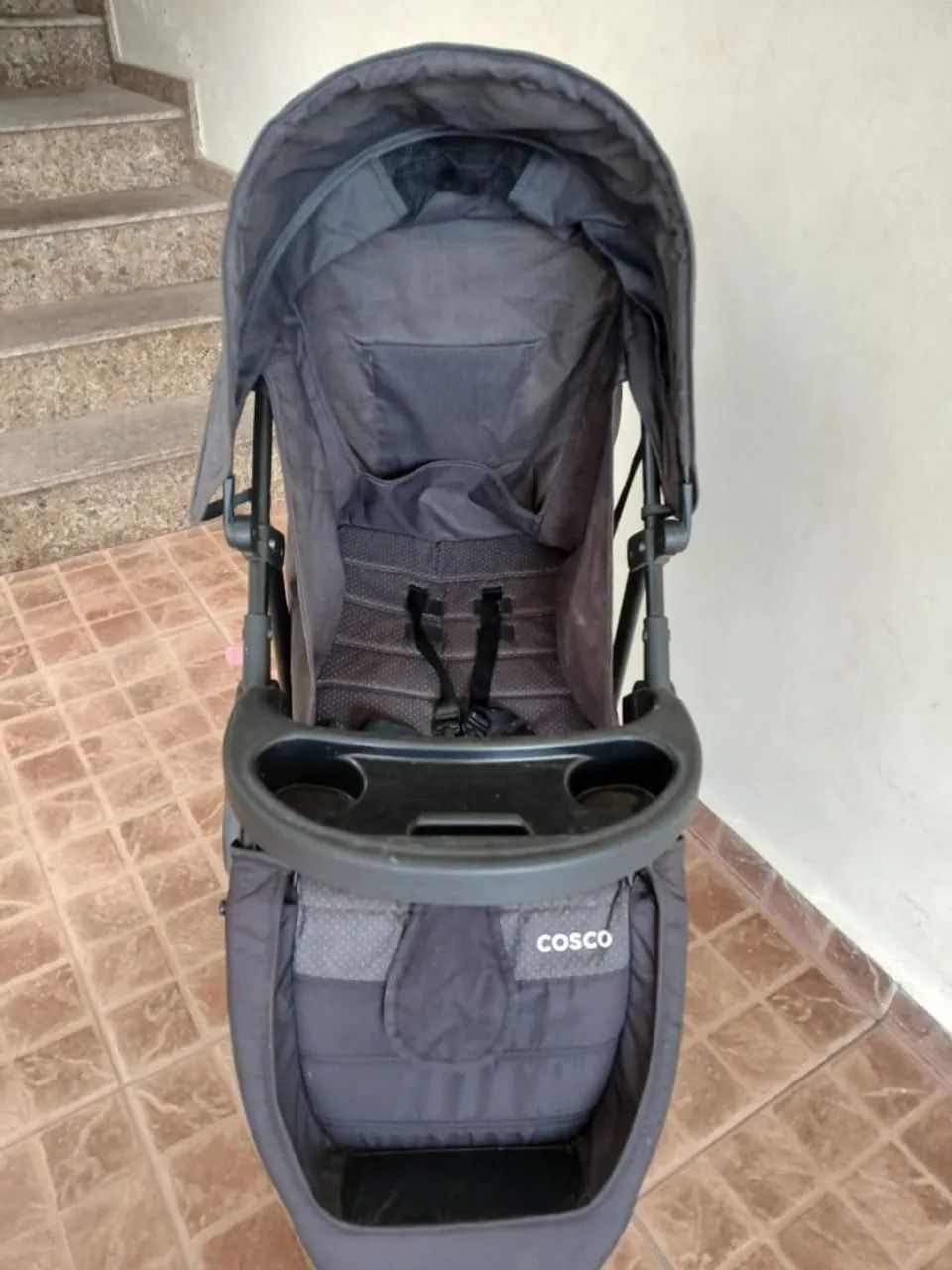 Carrinho de bebê e bebê conforto  - Foto 3