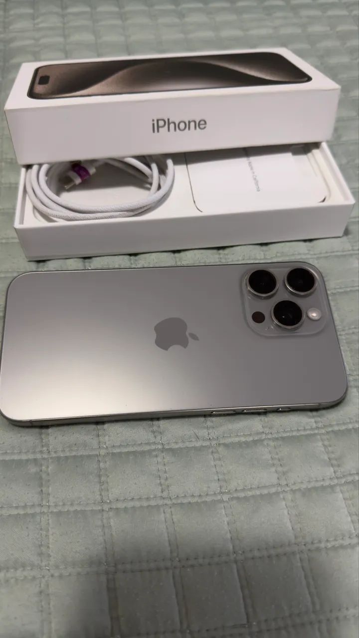 iPhone 15 Pro Max 