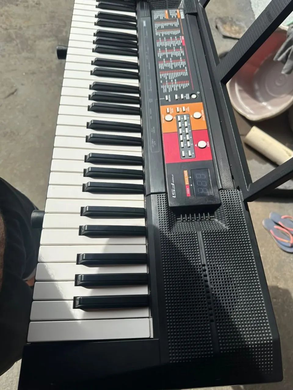 teclado Yamaha psr 51 - Foto 3