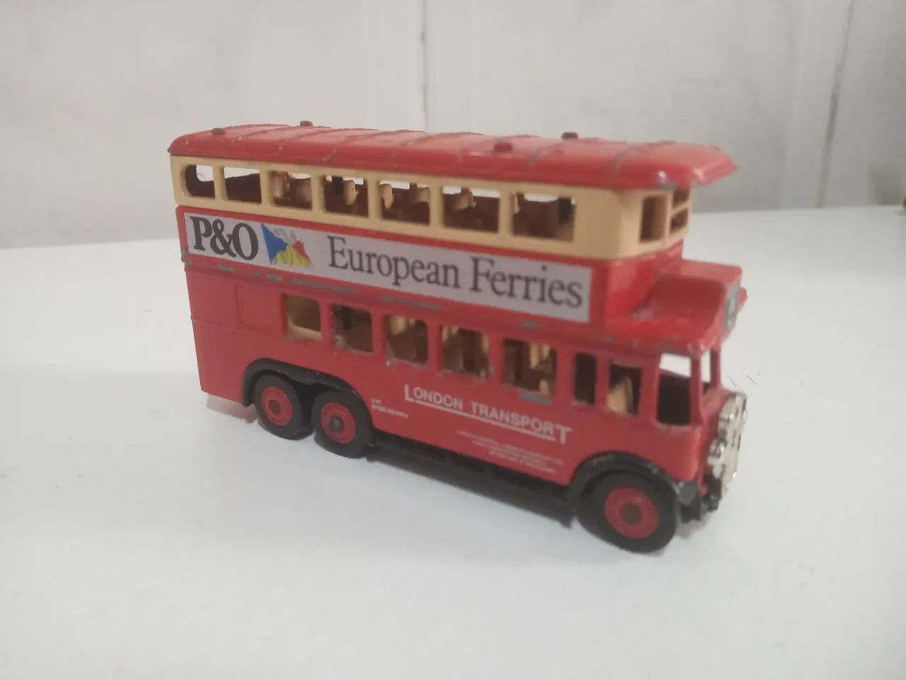Miniatura de ônibus Inglês  - Promocional P&O - Foto 4