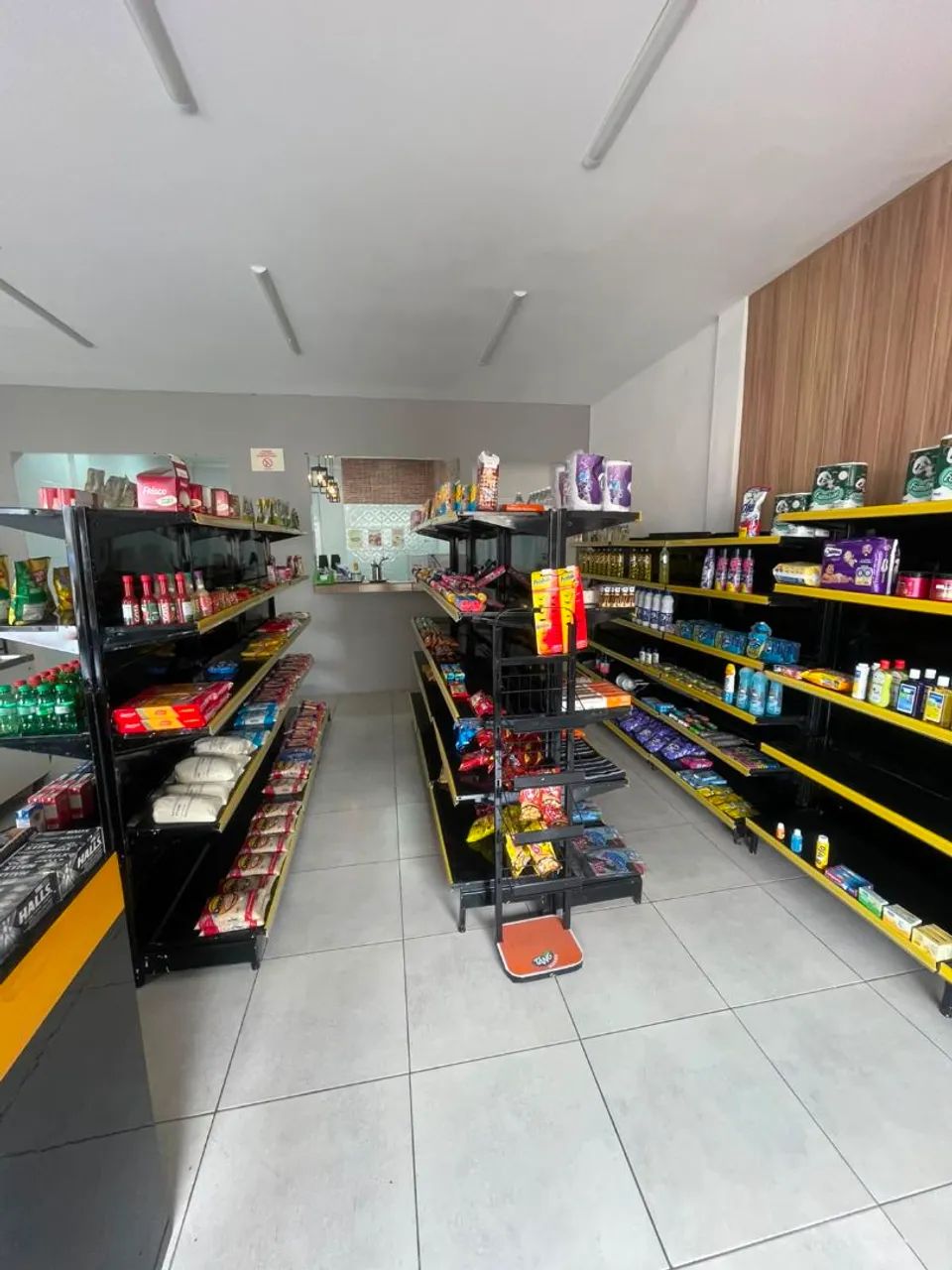 Gôndolas centrais e de parede para seu comércio. - Foto 3