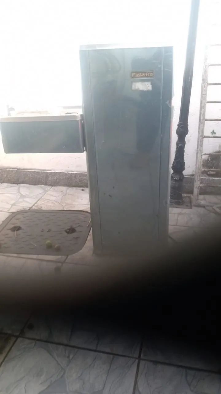 Bebedouro conjugado