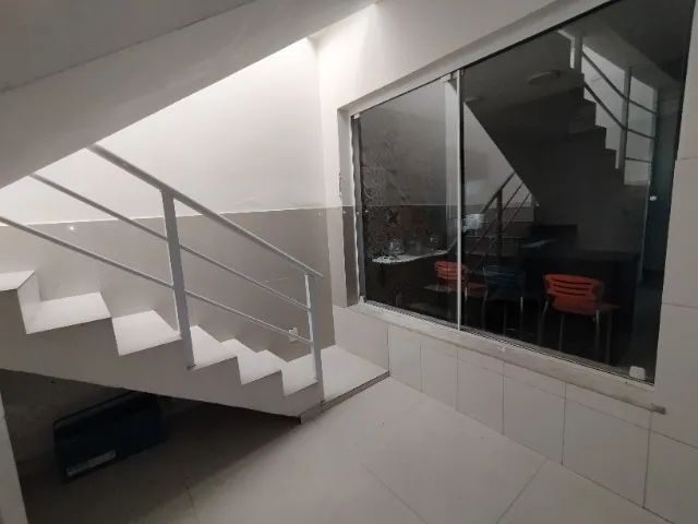 Apto mobiliado de 4 qtos no centro 