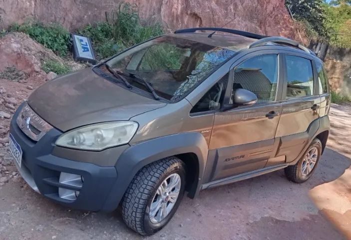 Fiat Idea Adv./ Adv.lock.dualogic 1.8 Flex 5P 2014 - Foto 3