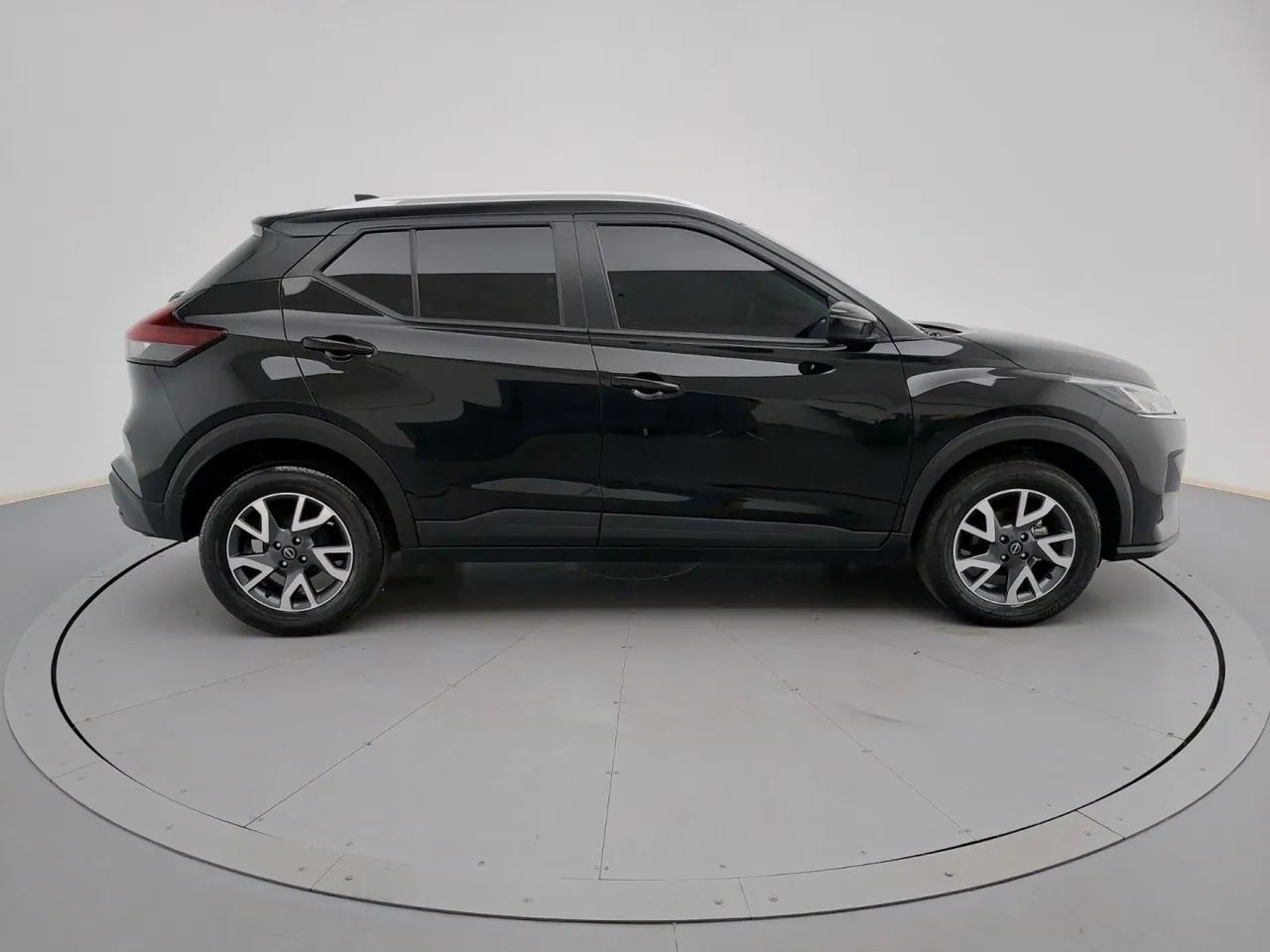 Nissan Kicks Sense 1.6 16V Flex Aut., foto 6 de 18