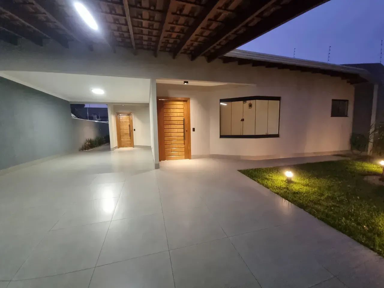 Casa para venda tem 199 metros quadrados com 3 quartos - Foto 2