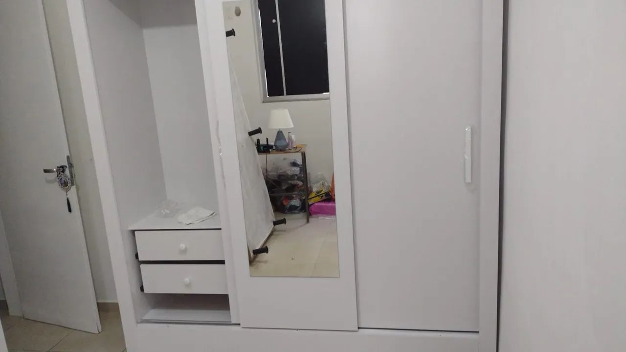 Guarda Roupa 