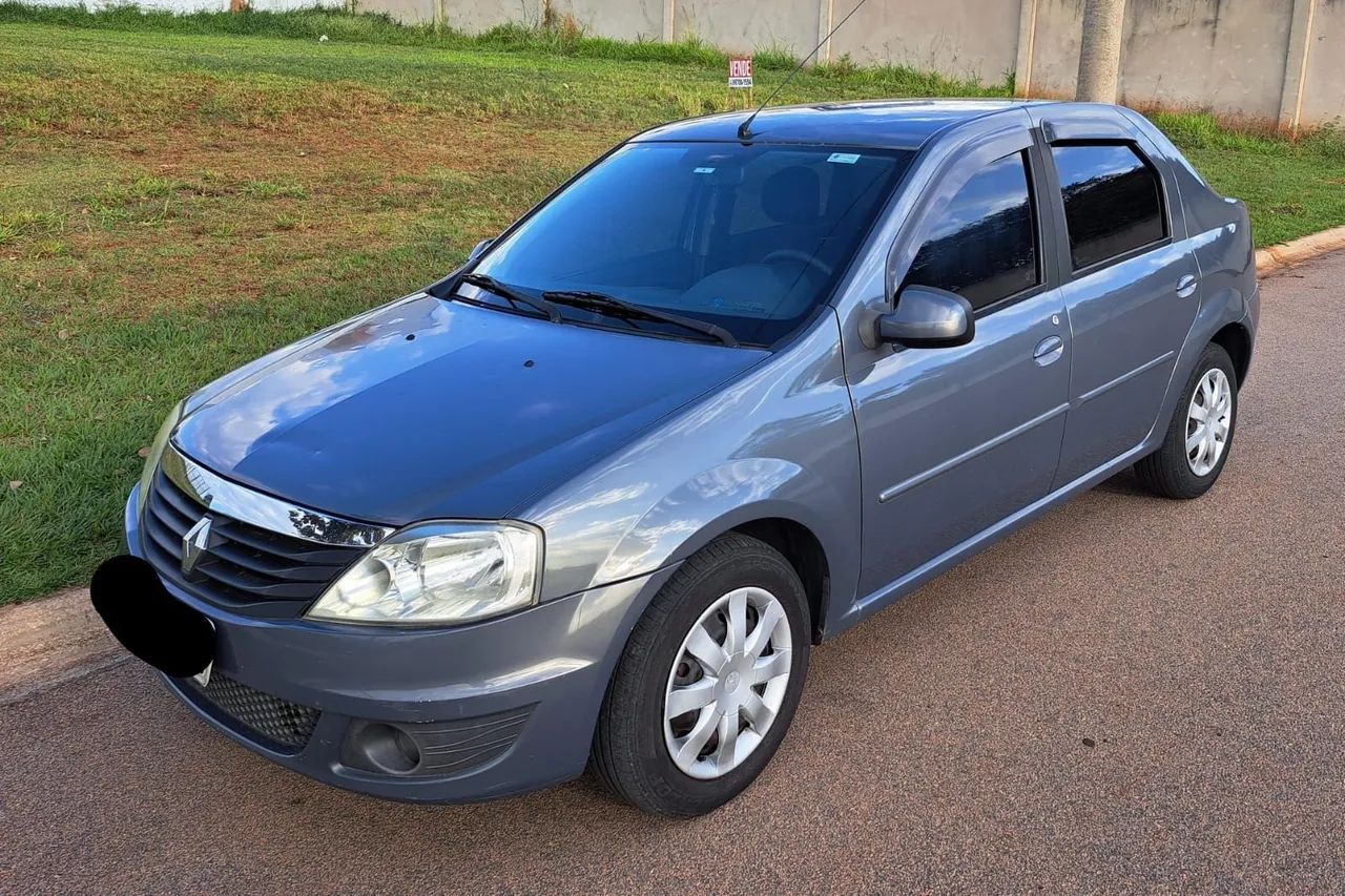 Renault Logan Expression Hi-flex 1.6 8V 4P 2013 - Foto 2