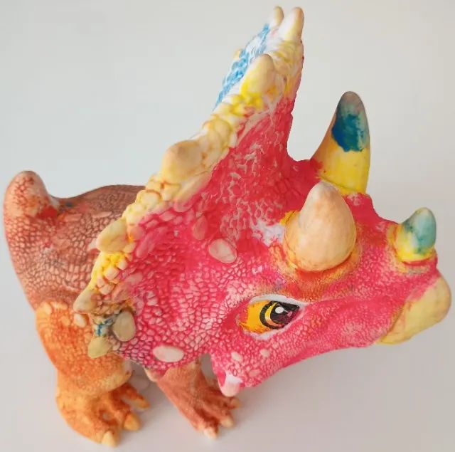 Boneco - Dinossauro Triceratops Colorido