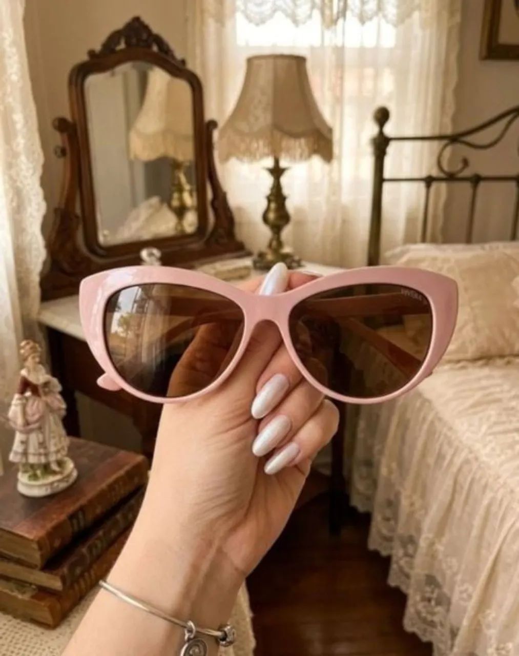 Óculos de Sol Feminino Vivara - Foto 4