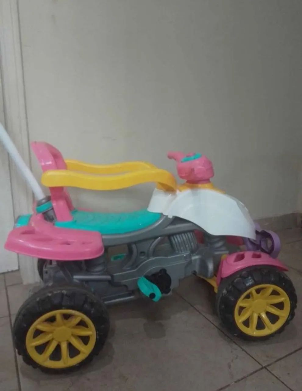 Quadriciclo infantil Maral