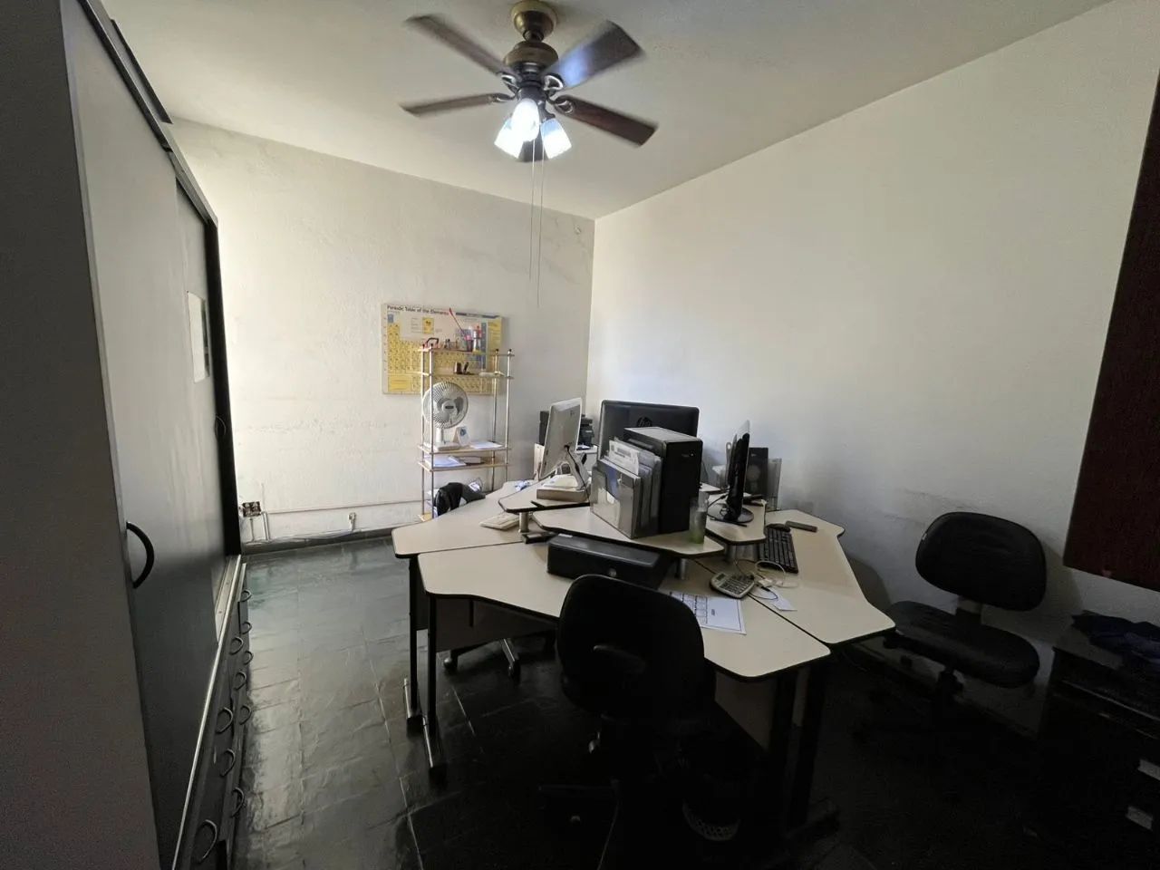 Imóvel comercial, prédio 3 andares, Camargos - Foto 4