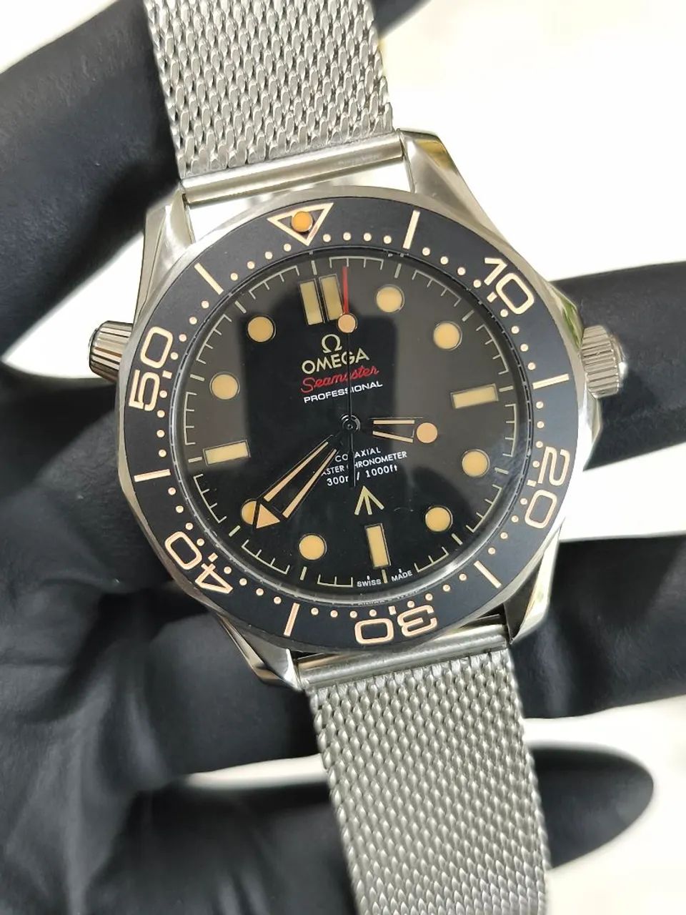 Relógio Omega Seamaster Diver 007