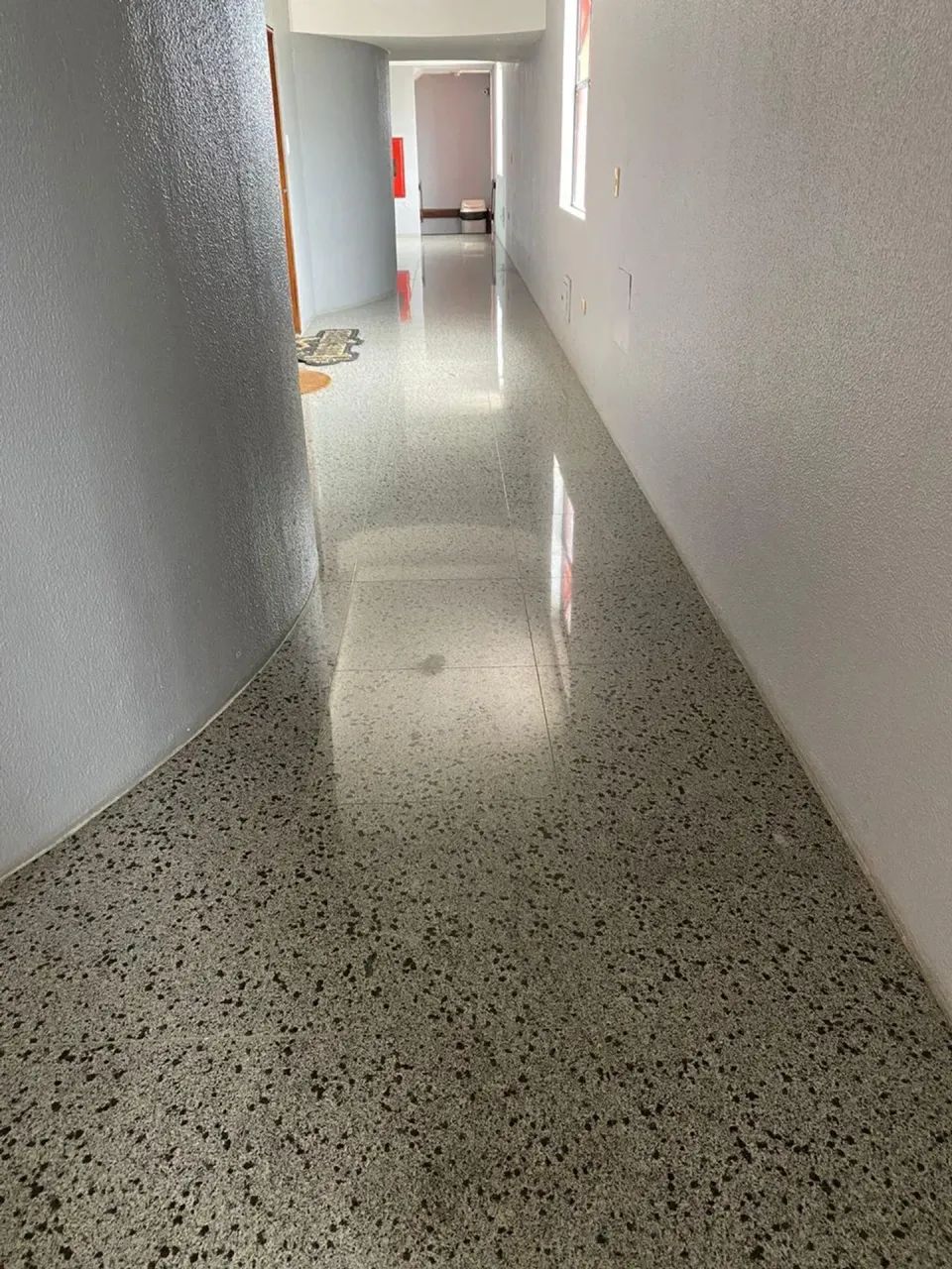 SALA COMERCIAL À VENDA | CENTRO EMPRESARIAL RUY PALMEIRA - Foto 2