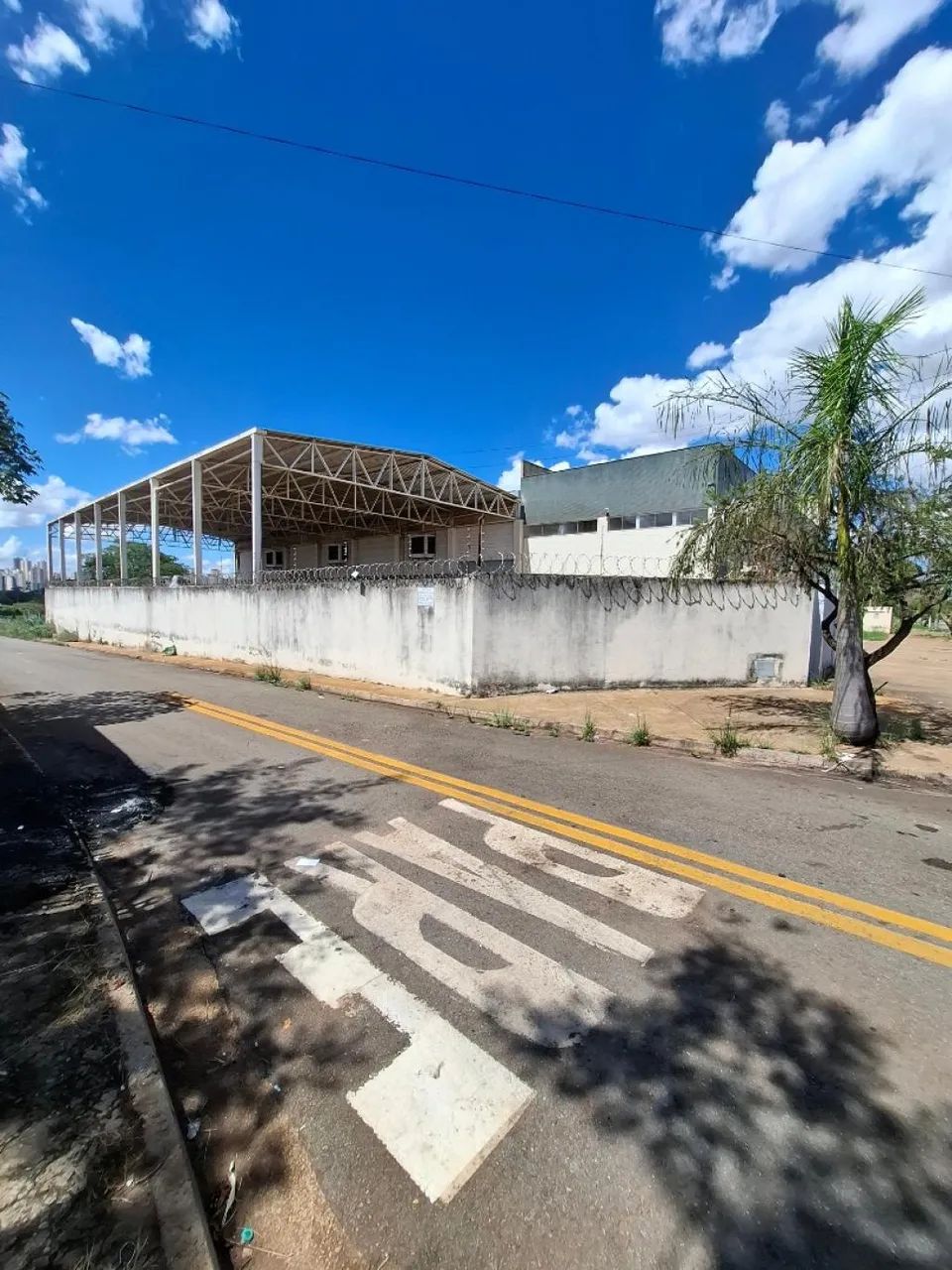 GALPAO COMERCIAL DE 2.487 M² - AV DAS INDUSTRIAS - Foto 3