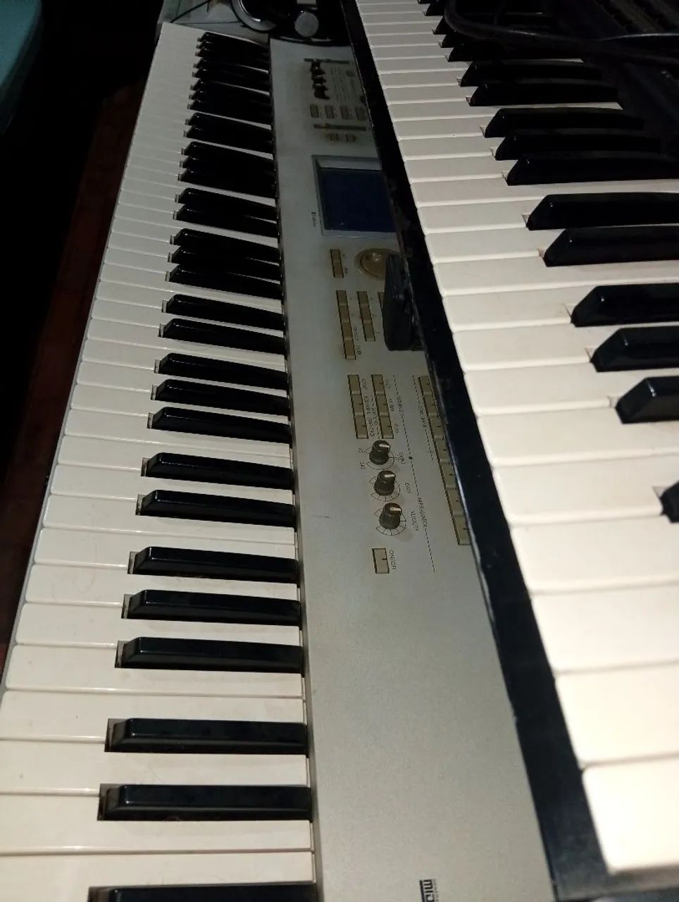 Korg Triton Pro 76 - Foto 4