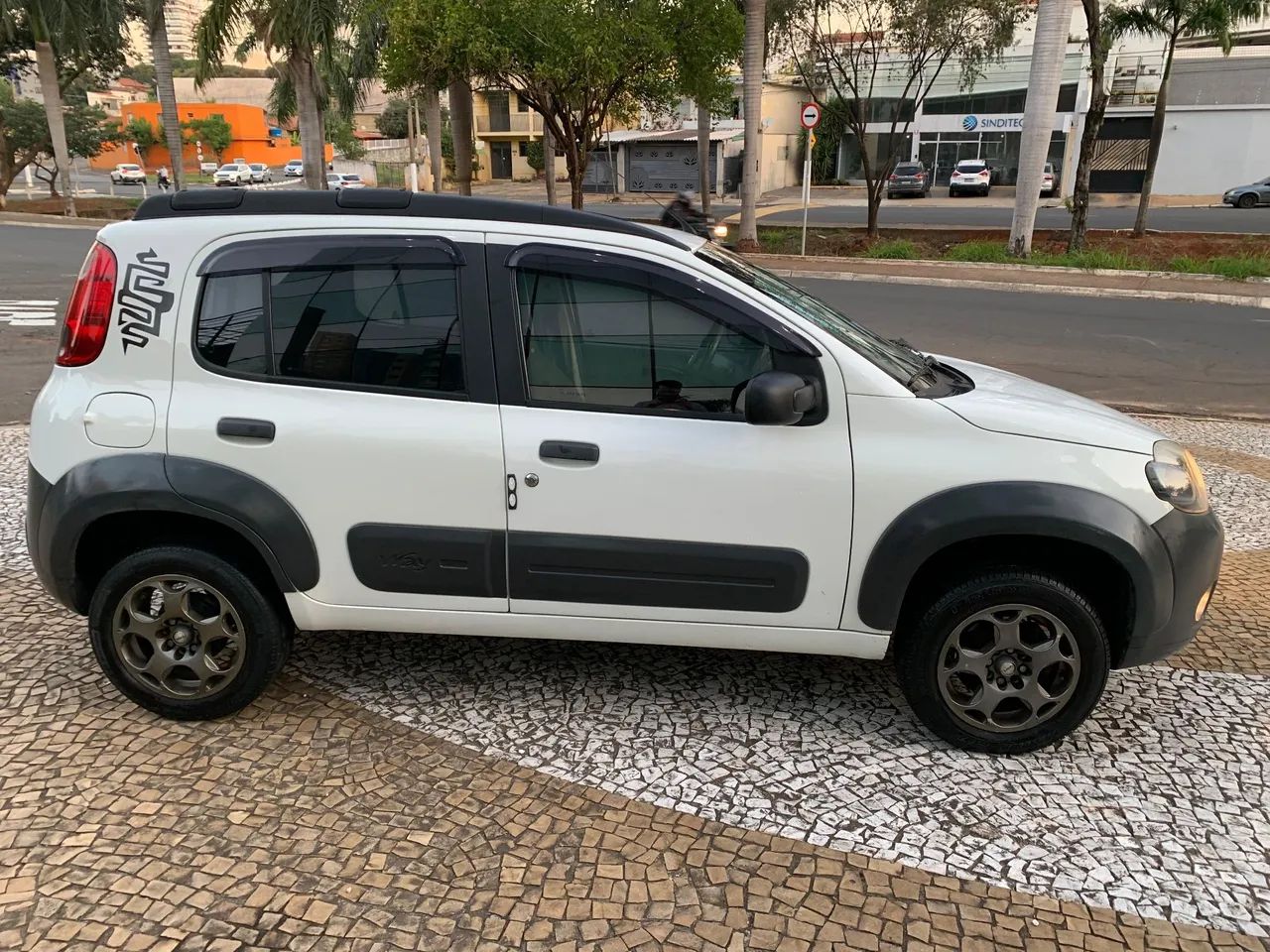 Fiat Uno WAY 1.0 EVO Fire Flex 8V 5P 2012 - Foto 2