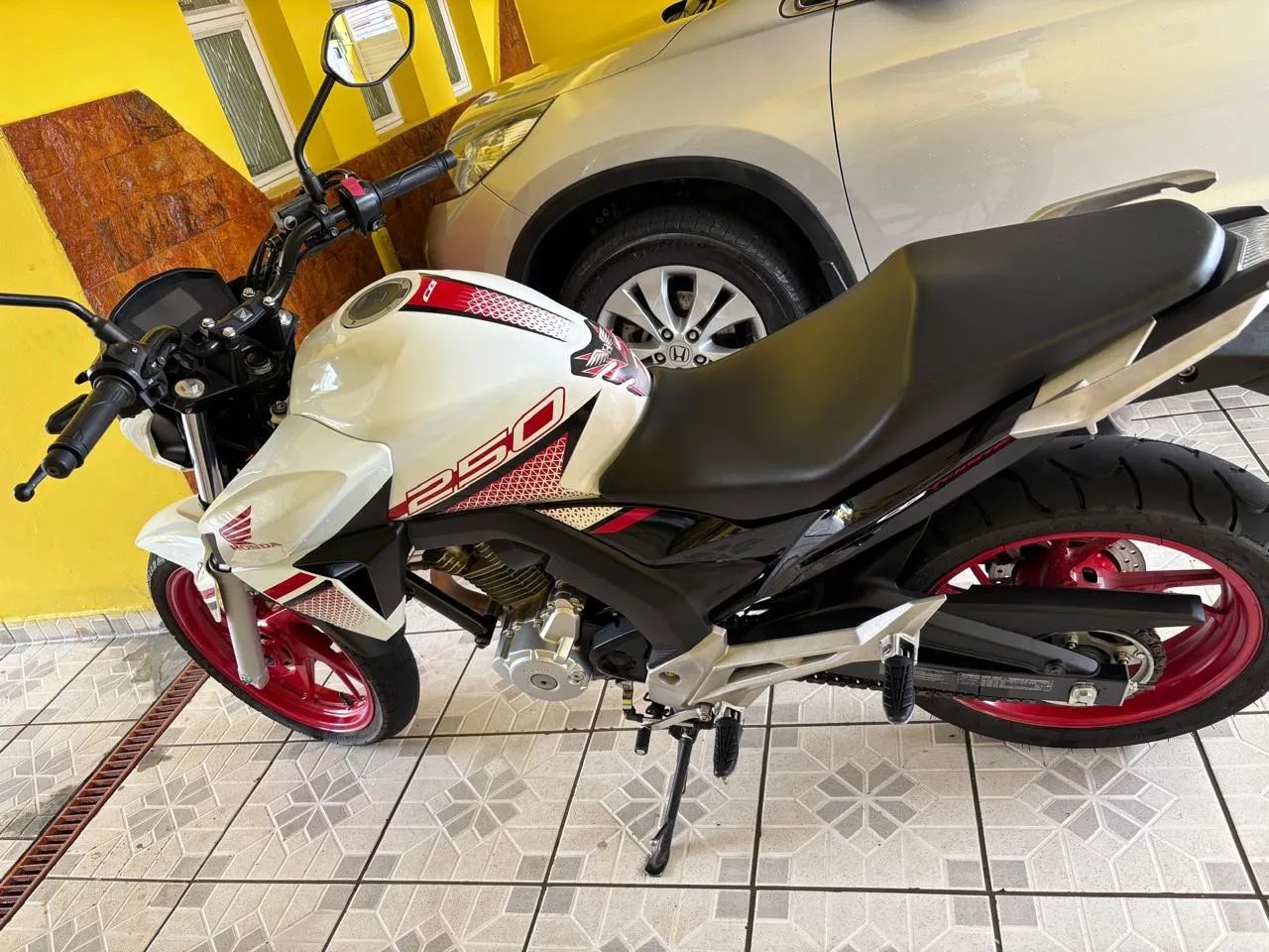 Cb250 2022 - Foto 3