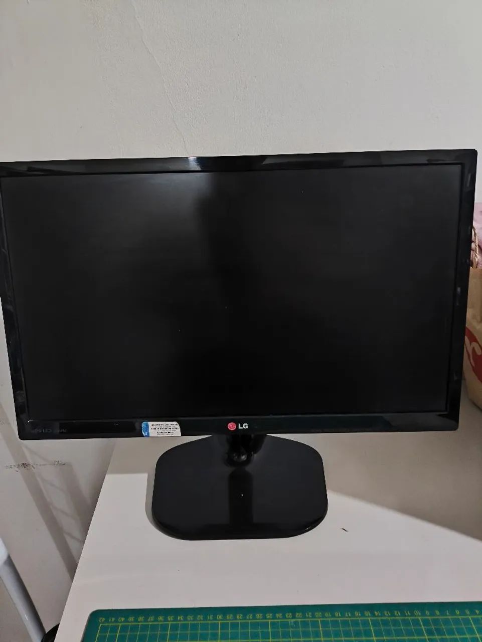 Monitor LG 23"