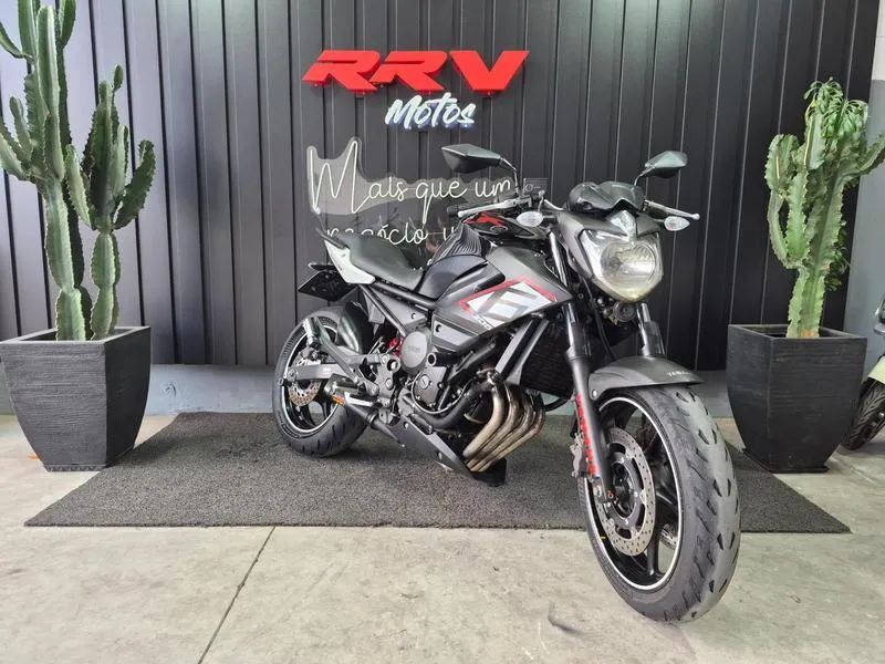 YAMAHA XJ6 N 2015 - Foto 2
