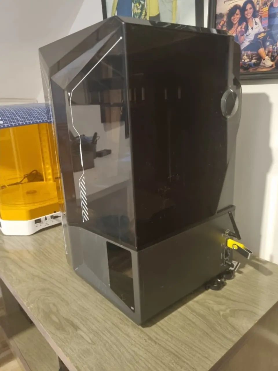 Impressora 3D em resina (Elegoo Saturn 4) - Foto 2