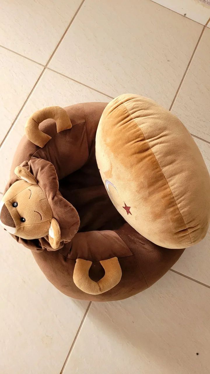 Assento Sofazinho de bebê em Pelúcia  - Foto 2