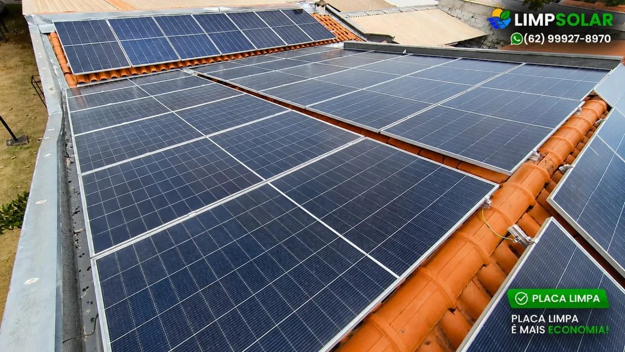Limpeza de placa solar 