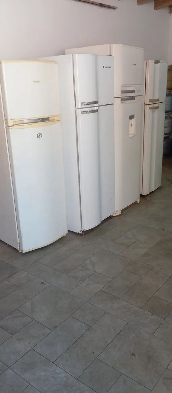 Geladeiras com defeito 