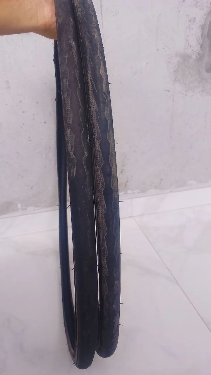 Pneus Pirelli 700x23C Tornado Alfa 2 und. - Foto 4