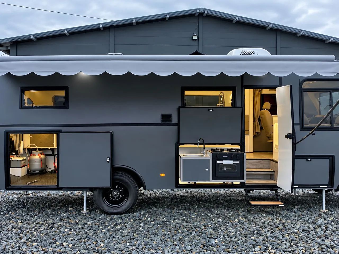Bruderhaus Motorhomes.. - Foto 2