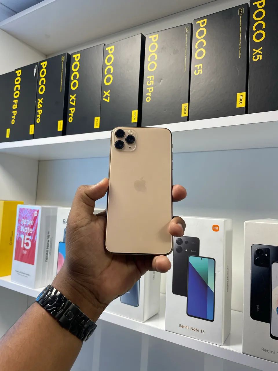 IPHONE 11 PRO MAX 256GB - Foto 2