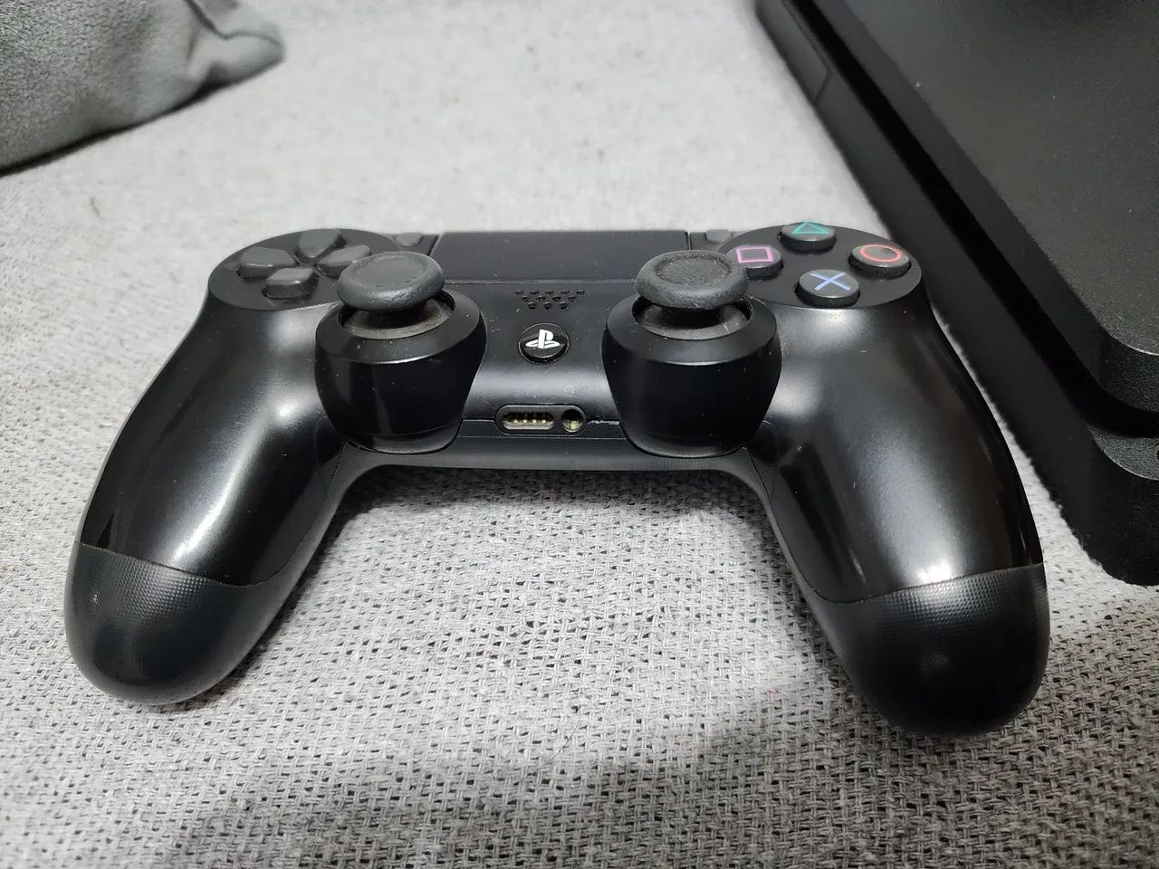 Playstation 4 slim 1TB - Foto 3