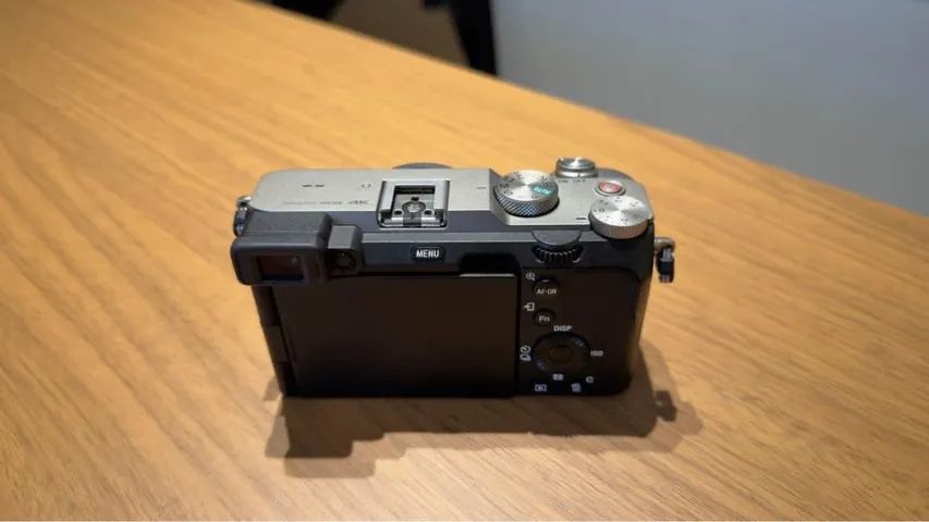 Câmera profissional Sony a7c full frame apenas corpo - Foto 2