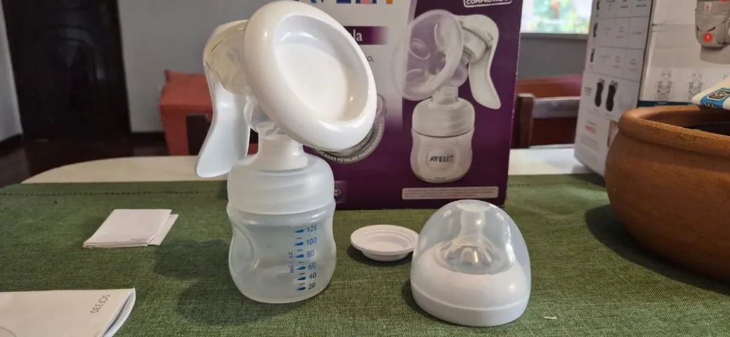 Bomba extrator de leite manual Phillips Avent Pétala