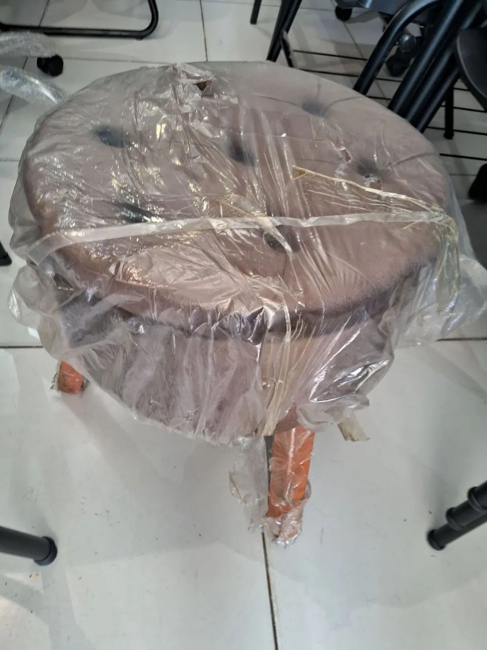 Puff  estofado  - Foto 2