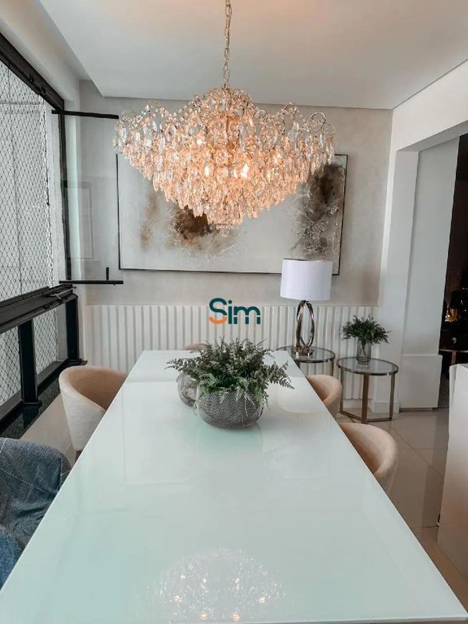 Apartamento 3 Dormitórios Mobiliado com 2 Vagas no Centro de Chapecó - Foto 2