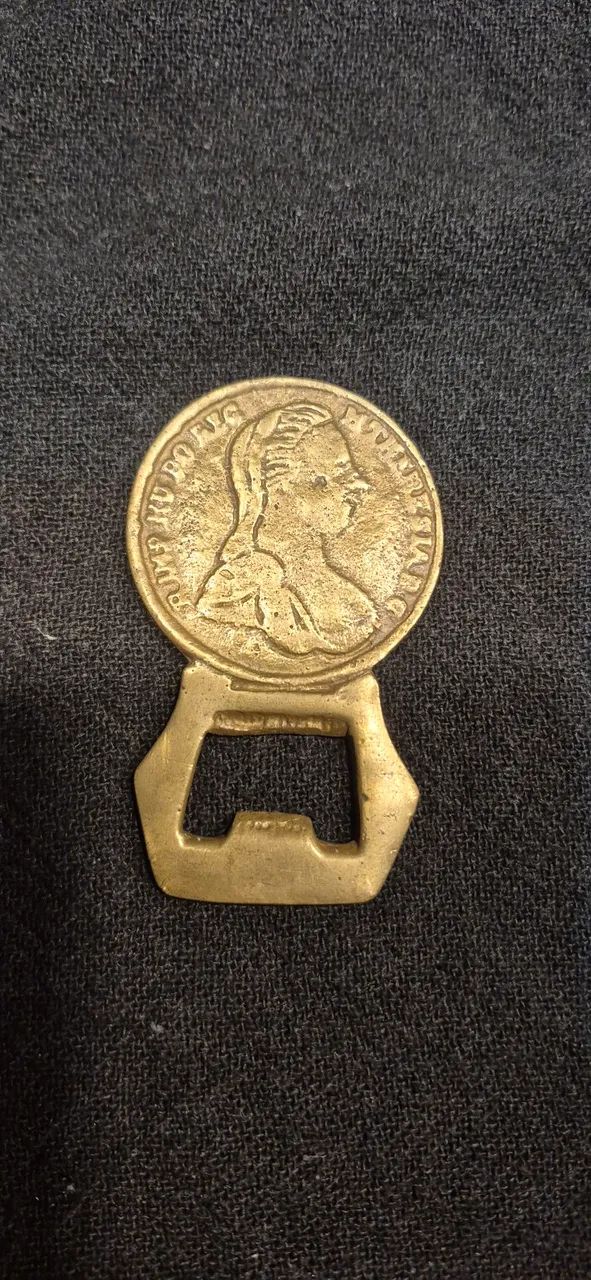 Abridor de garrafa de 246 anos - Foto 2