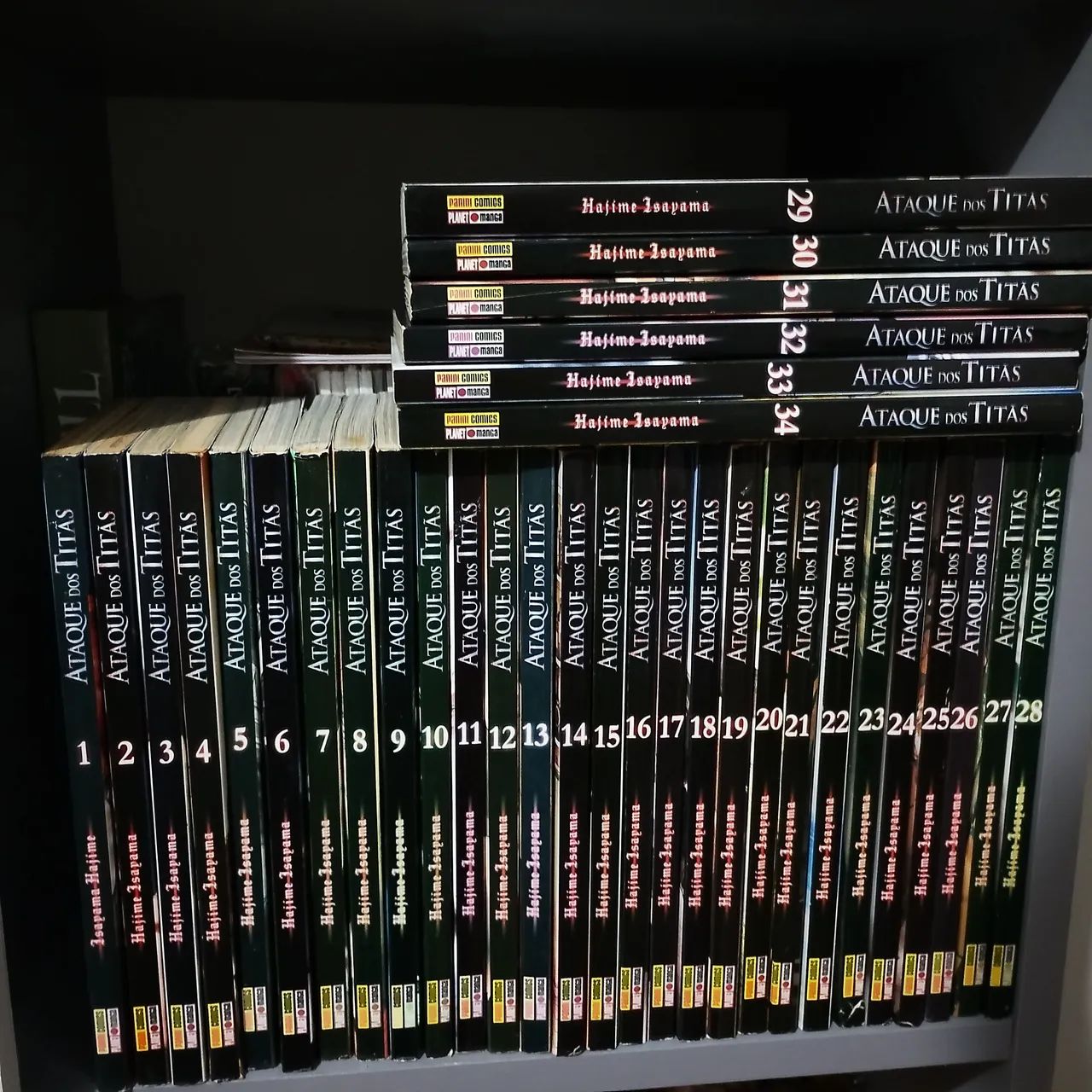 Coleção Mangá Ataque dos Titãs Completa 34 Volumes - Hajime
