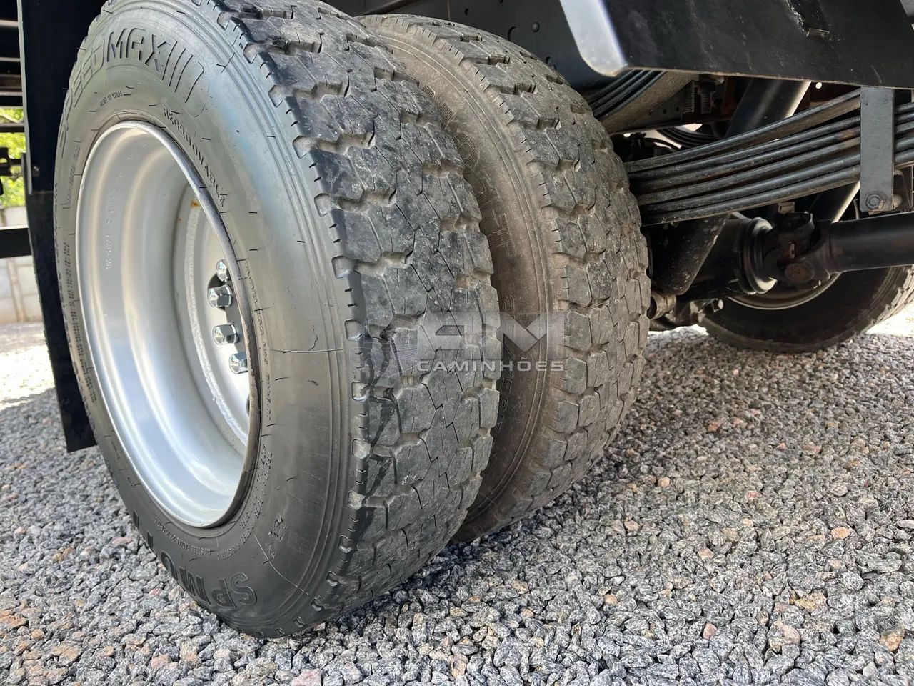 Ford Cargo 1119 2015 - Foto 9