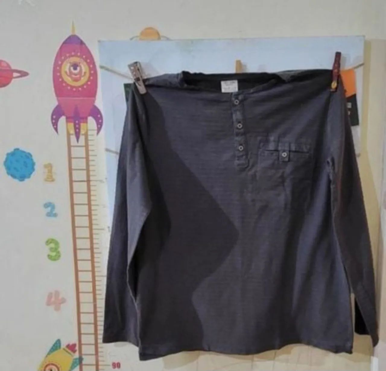Lote roupas infantis masculina tam 10 camisas, short e mais - Foto 2
