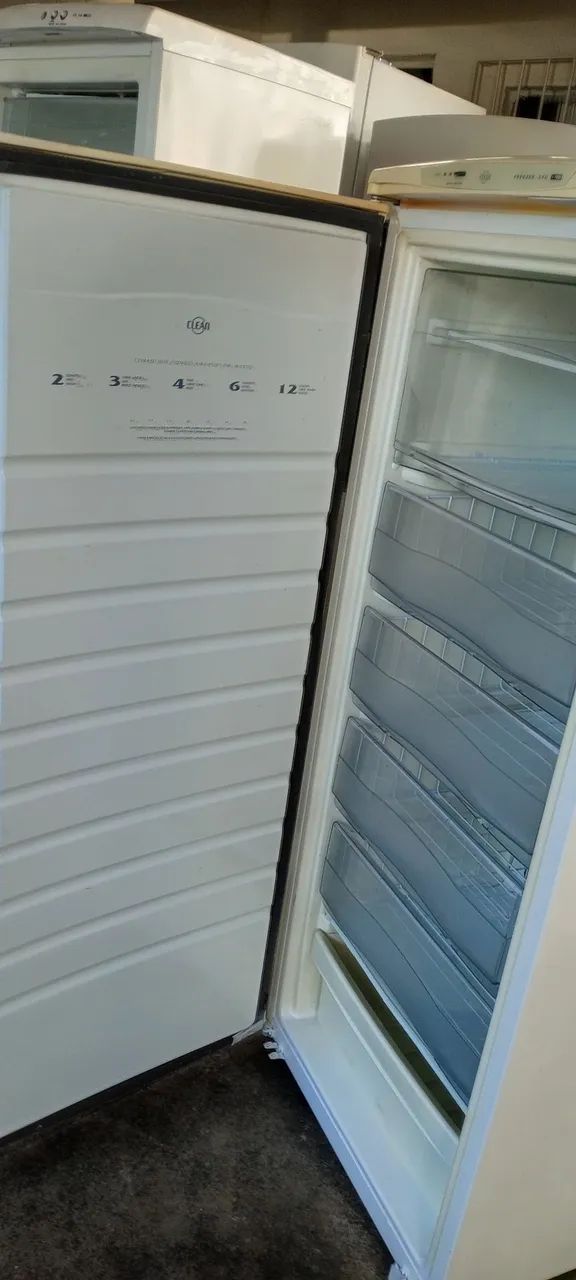 Freezer Brastemp 220V  250Litros - Foto 3