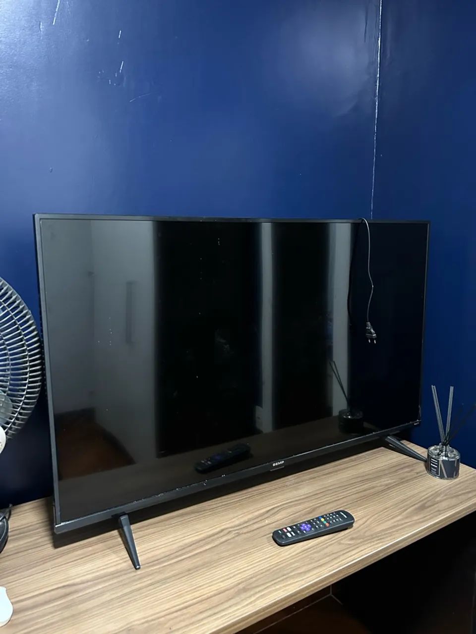 TV SEMP 50 POLEGADAS - R$ 1.100,00/Vendo logo