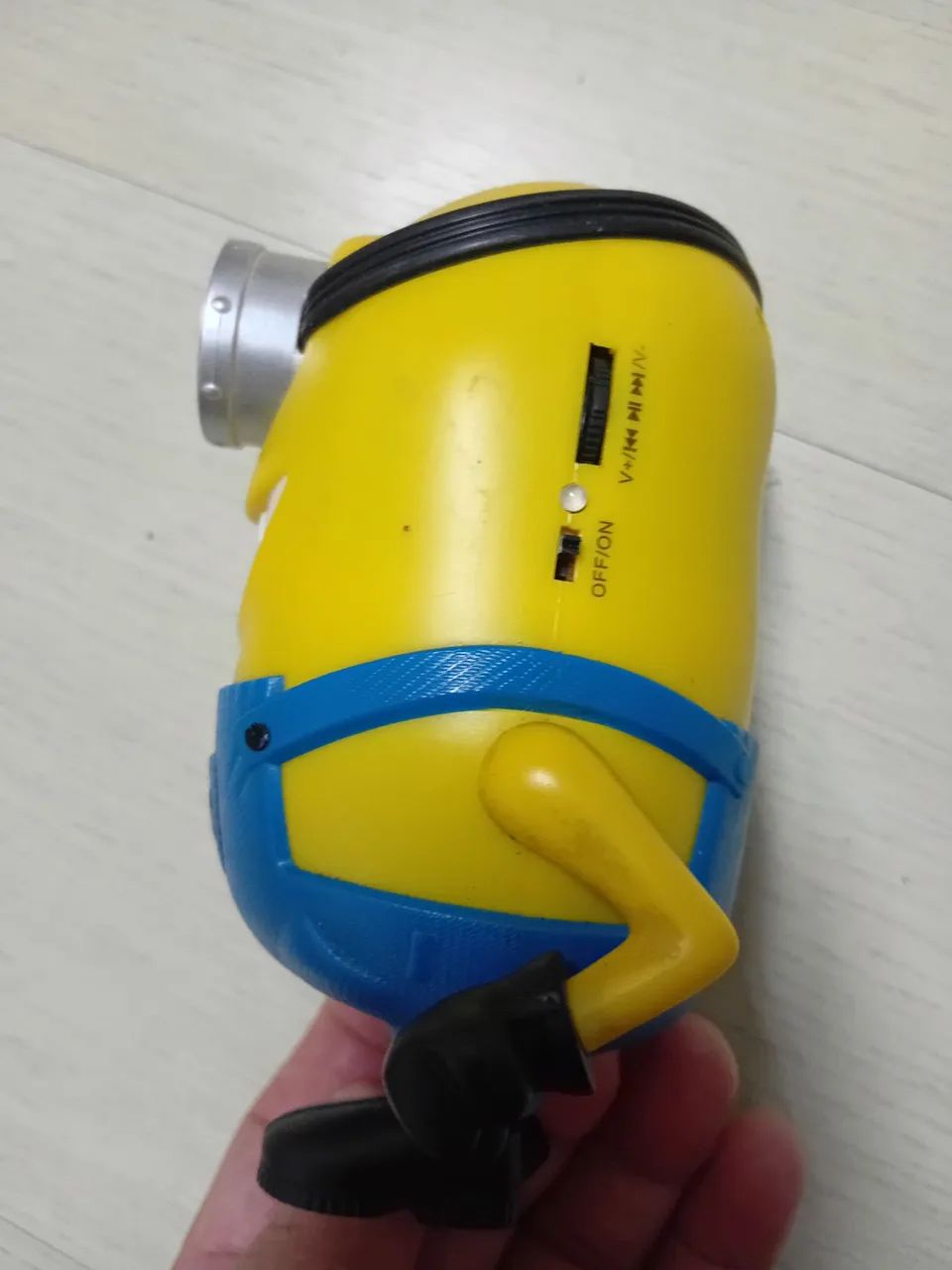 Boneco minions 14cm  - Foto 2