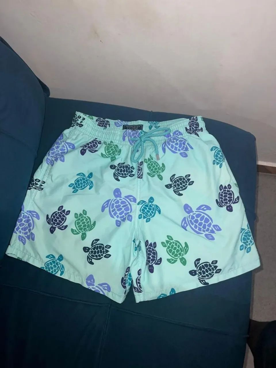 Vendo short de luxo Vilebrequin original.